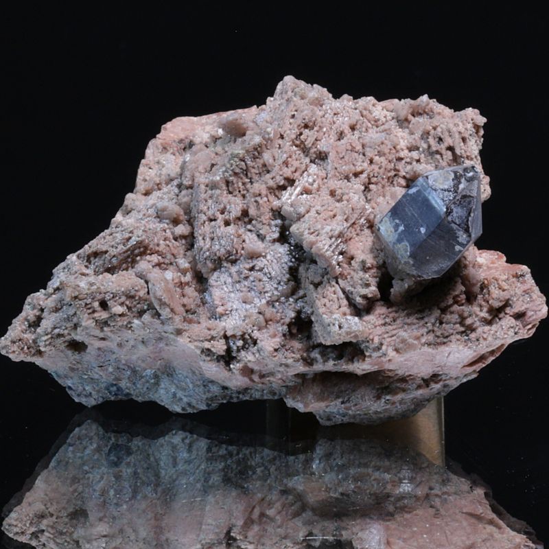 Røykkvarts/smokey quartz/morion med ortoklas, Hurum