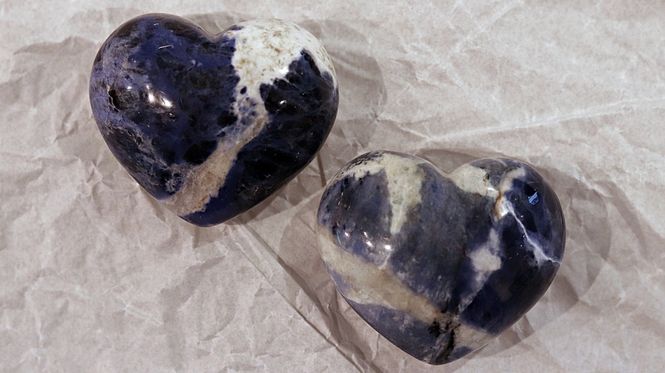 Hovedbilde Hjerte av sodalitt, stort (45 mm)