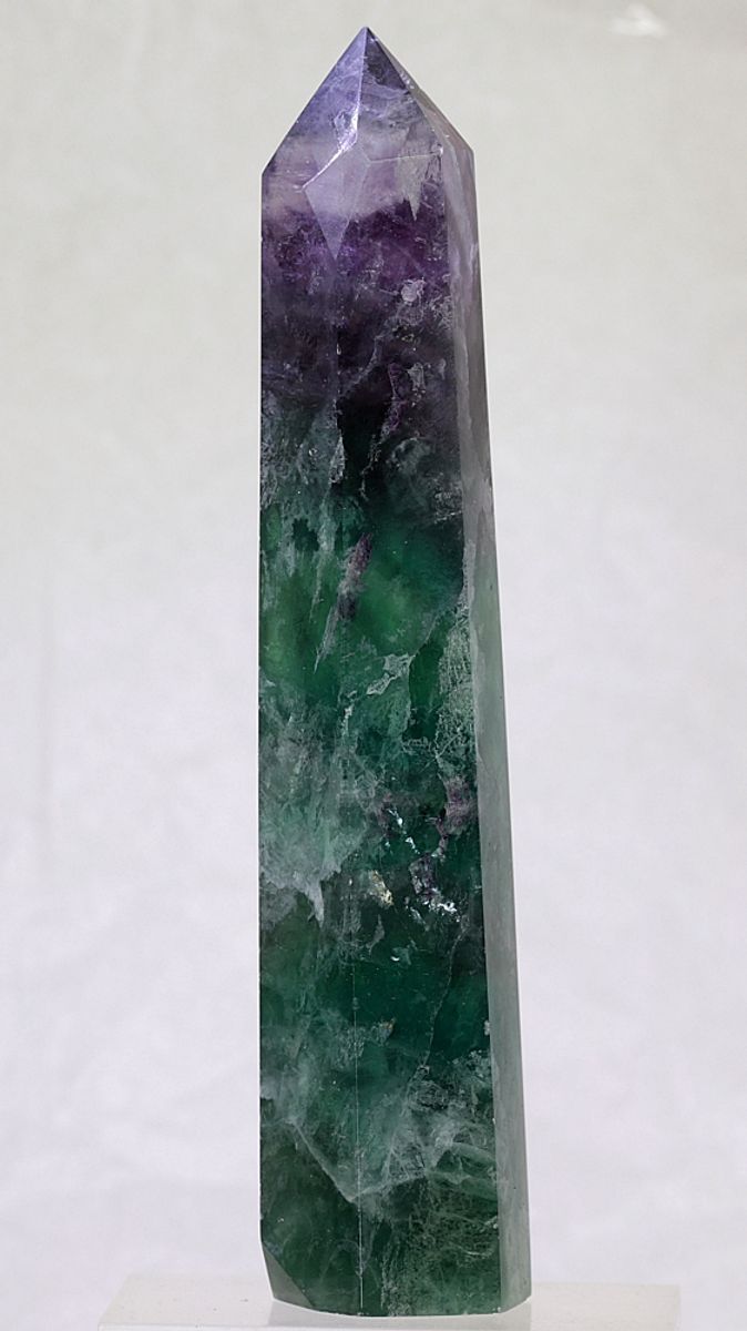 Regnbuefluoritt, tårn, 16 cm høy