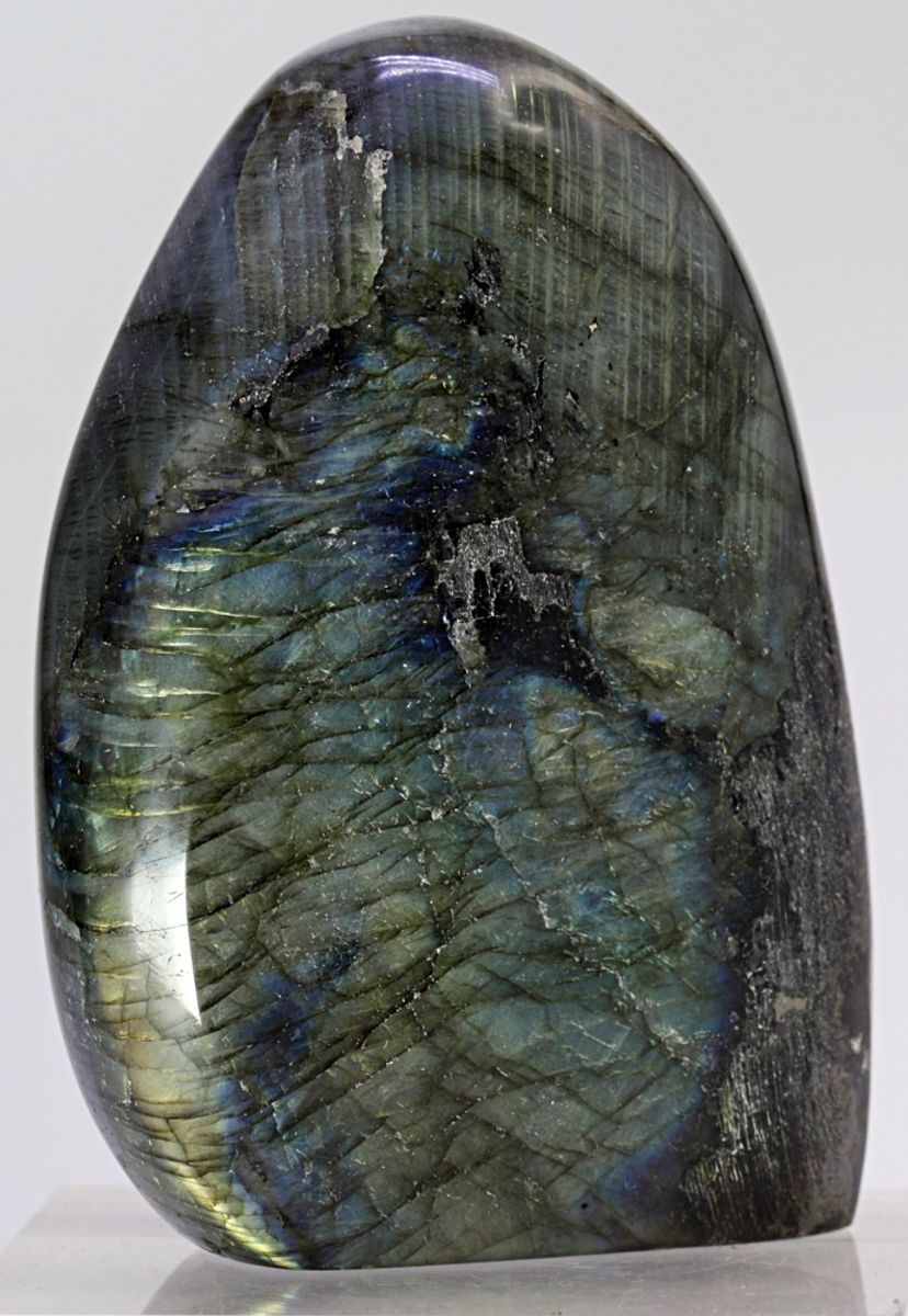 Labradoritt/spektrolitt, helslipt (labradorite, spectrolite)