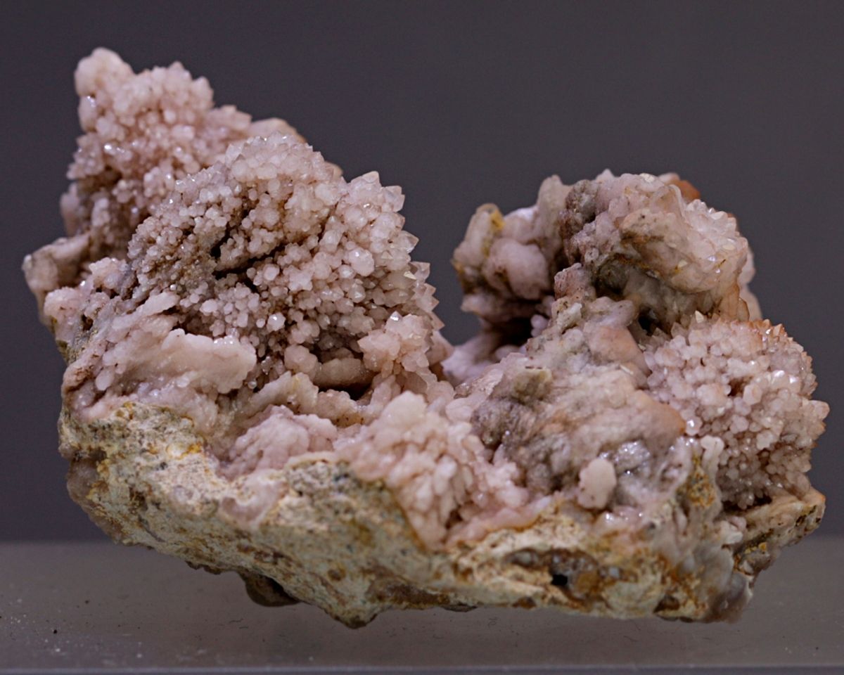 Rosa kvarts (eng. rose/pink quartz), Huancayo, Junin, Peru
