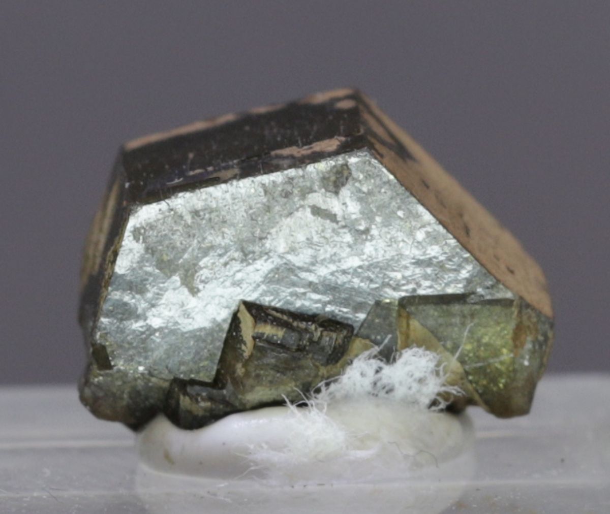 Pyrosmalitt-(Fe) fra Nordmark, Sverige