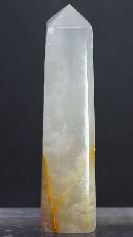 Båndkalsitt, tårn, obelisk