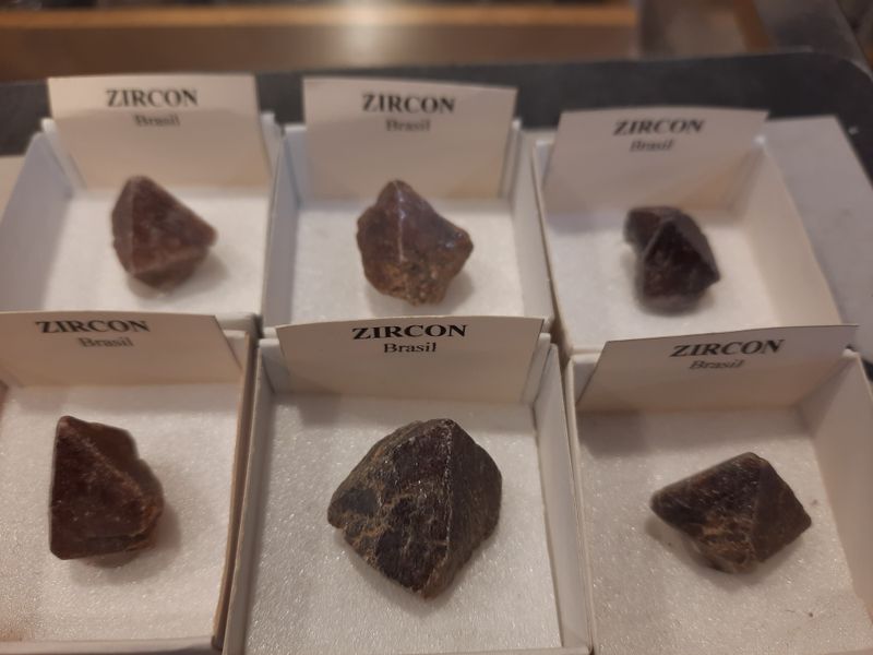 Zirkon-krystall, Brasil