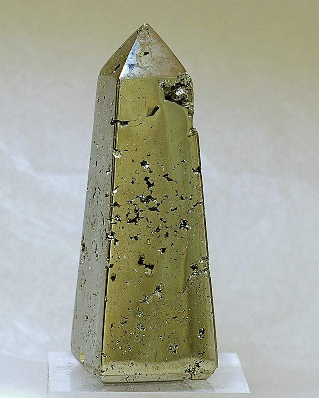 Pyritt-obelisk, steintårn